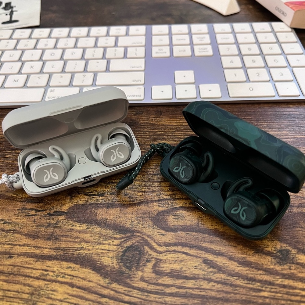 Jaybird Vista wireless headphones - Gray and Green